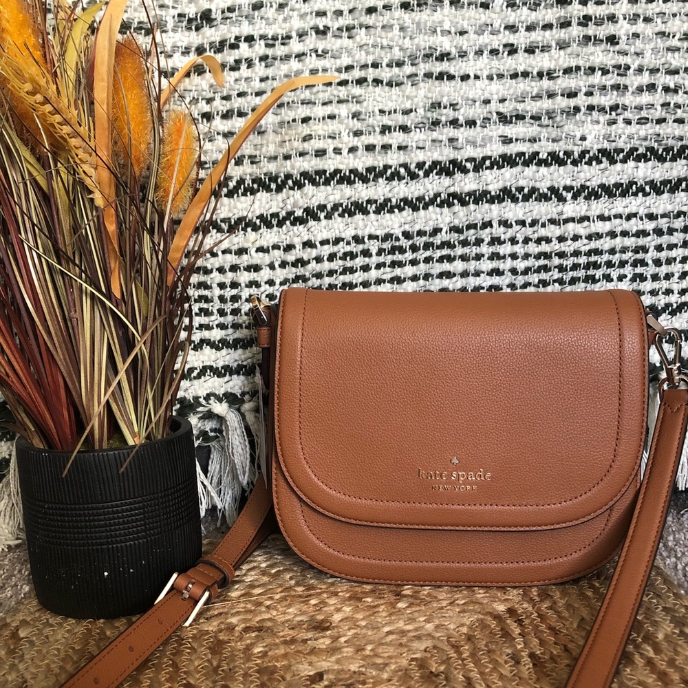 NWT KATE SPADE Blake Saddle Bag Brown
